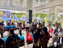 Antusias Warga Samarinda Antre Takjil Gratis Program Gebyar Ramadan Pemprov Kaltim