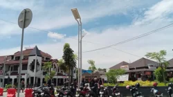 DPRD Samarinda Tinjau Penerangan Citra Niaga, Usulkan Penggantian Lampu Tenaga Surya