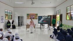 Mahasiswa KKN UINSI Samarinda Edukasi Pelajar SMPI Ar-Rasyid Cegah Bullying Sejak Dini
